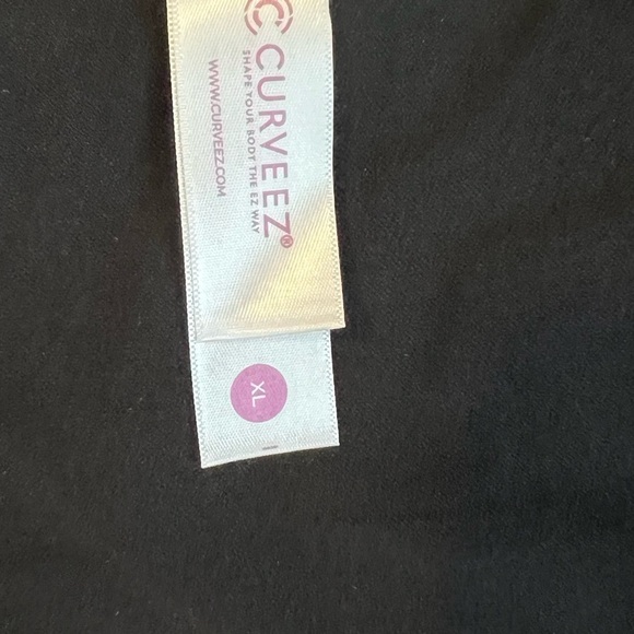 NWT Curveez Essential Square Neck Control Tank, Size XL (14/16), Black - Picture 5 of 10